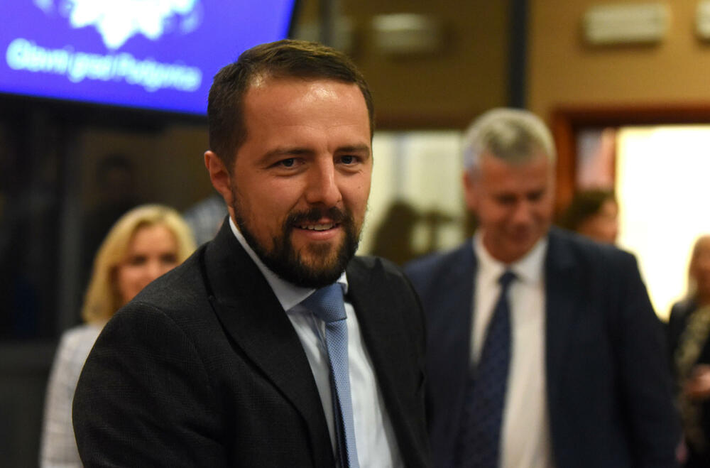 “Neprihvatljivo dozvoliti državi da se samoproglasi titularom ljudskih prava”: Šušić