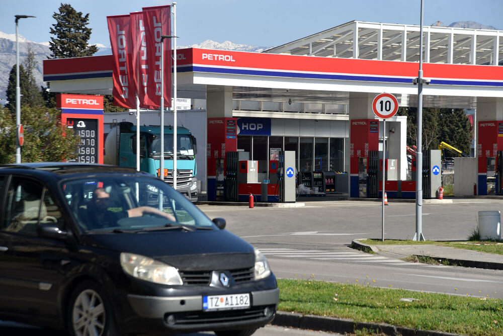 Dizel skače za 11, benzin za tri centa?