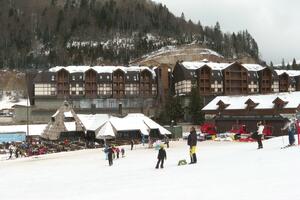 Na Bjelasici četiri hotela pod ključem zbog nedostatka...