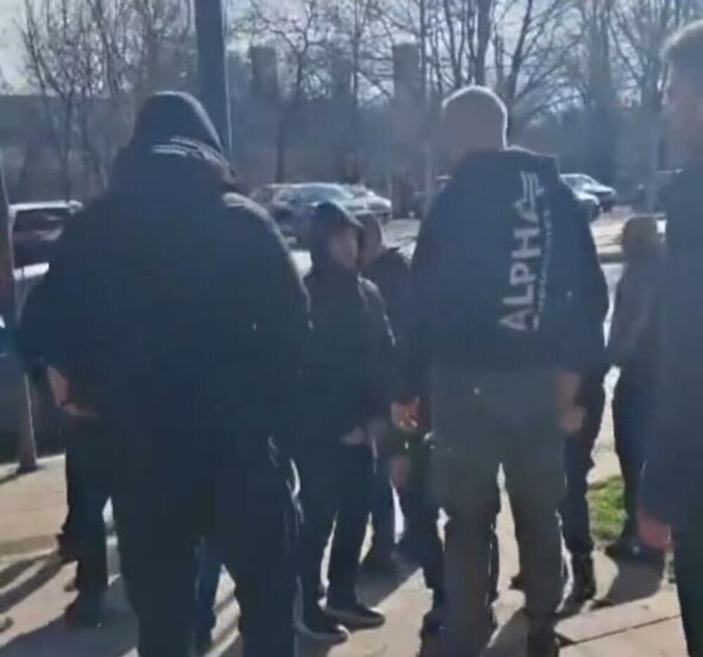 VIDEO Tuča u Boru: Studenti tvrde da su napadnuti članovi mobilnog...