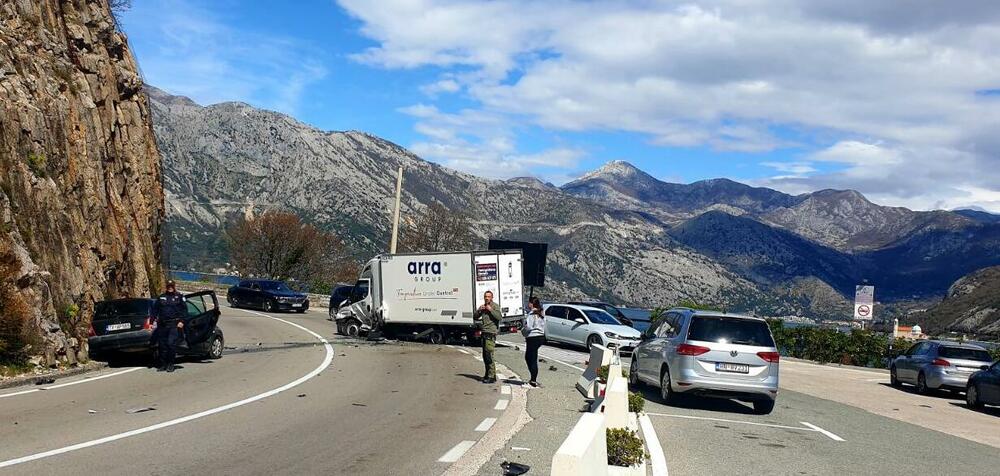 Jedna osoba stradala u nesreći u mjestu Verige