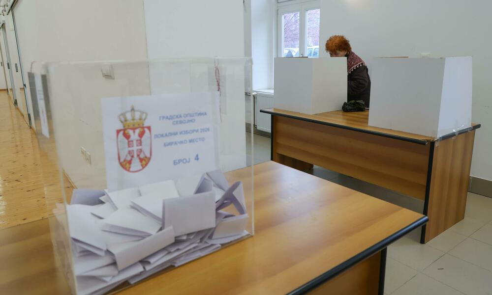 Vučić proglasio pobjedu SNS-a u svim opštinama u Srbiji gdje su...