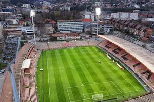 "Gazzetta" na hit balkonu u Zenici: "Nude mi Ladu Nivu, krompir i...