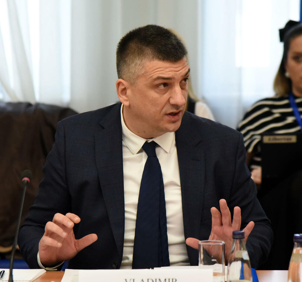 Novović zarađivao i do 4.200 eura