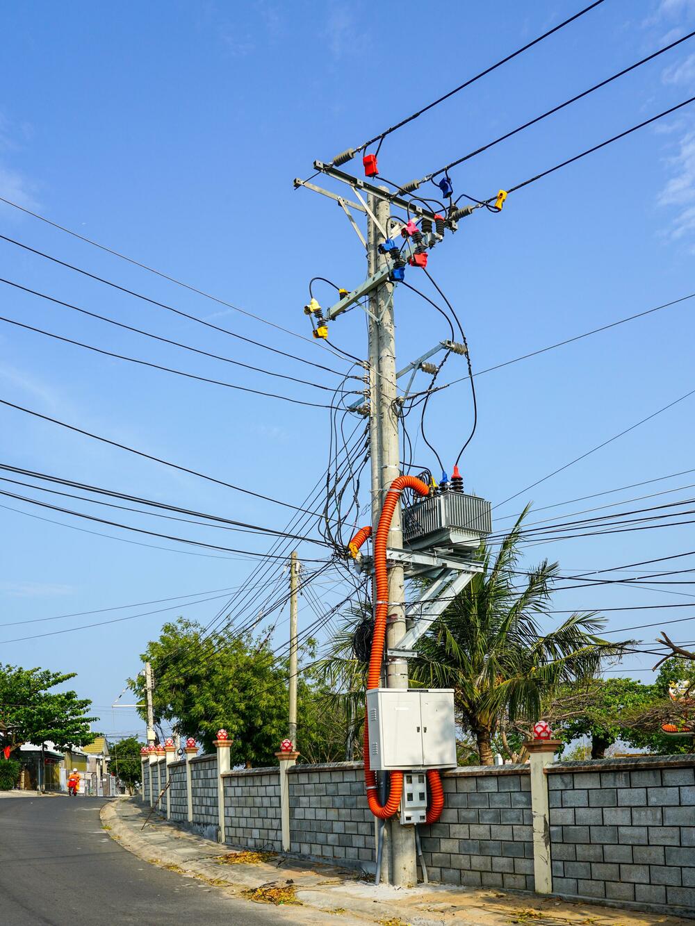 UP: Uhapšen Nikšićanin osumnjičen da je krao djelove trafostanice