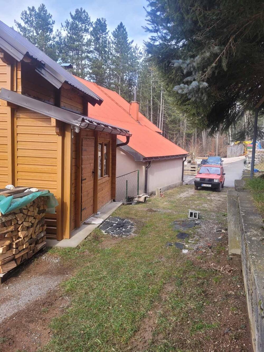 Mještani Dulovine traže "oslobađanje" puta, tvrde da imaju...