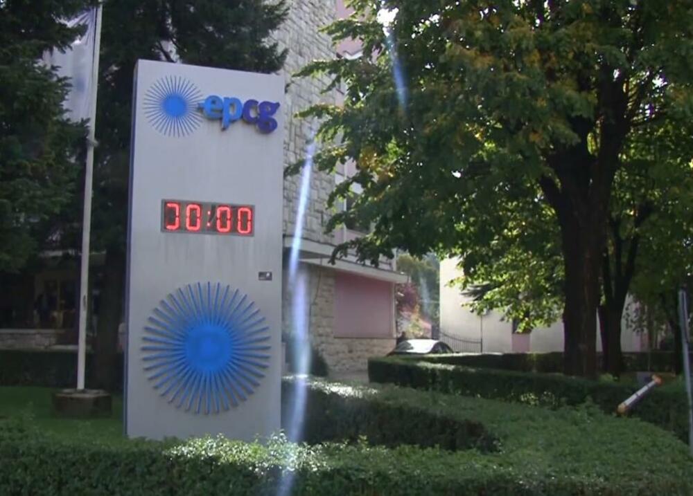 Ko je kriv za debeli minus?