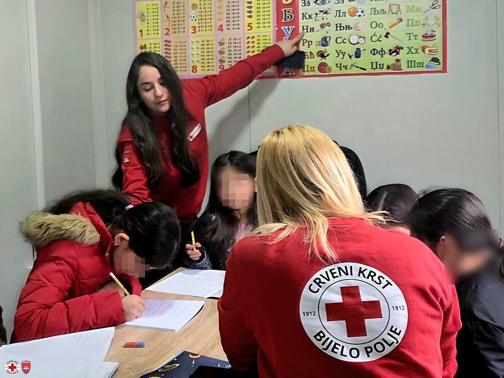 Bijelo Polje: Započe ciklus edukativnih radionica za djecu romske...