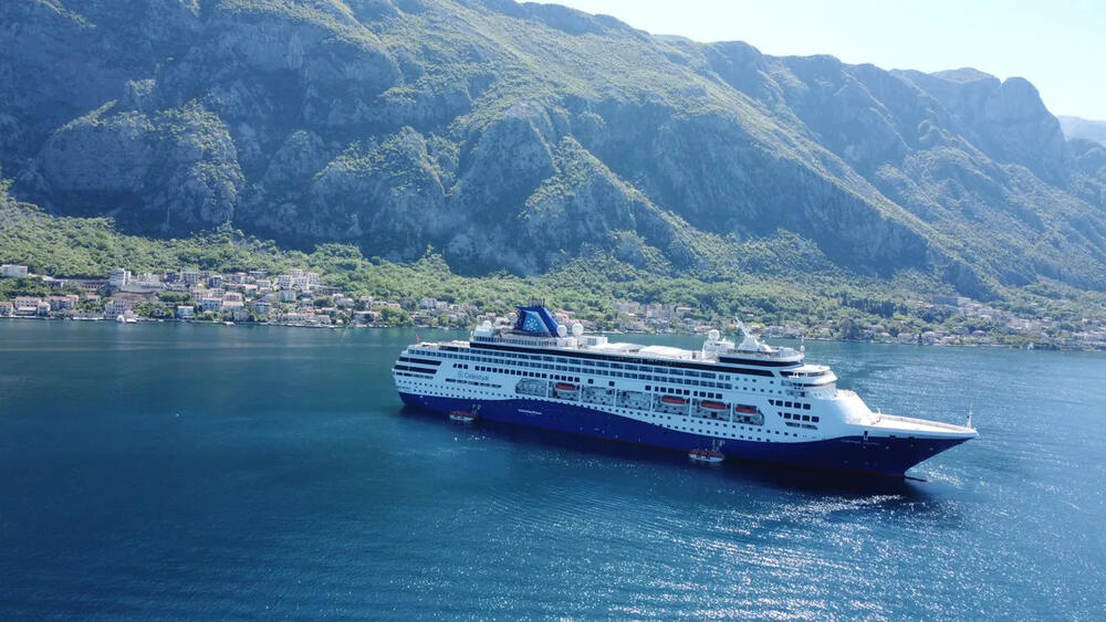 Kruzera manje jer su blokirani u zalivu