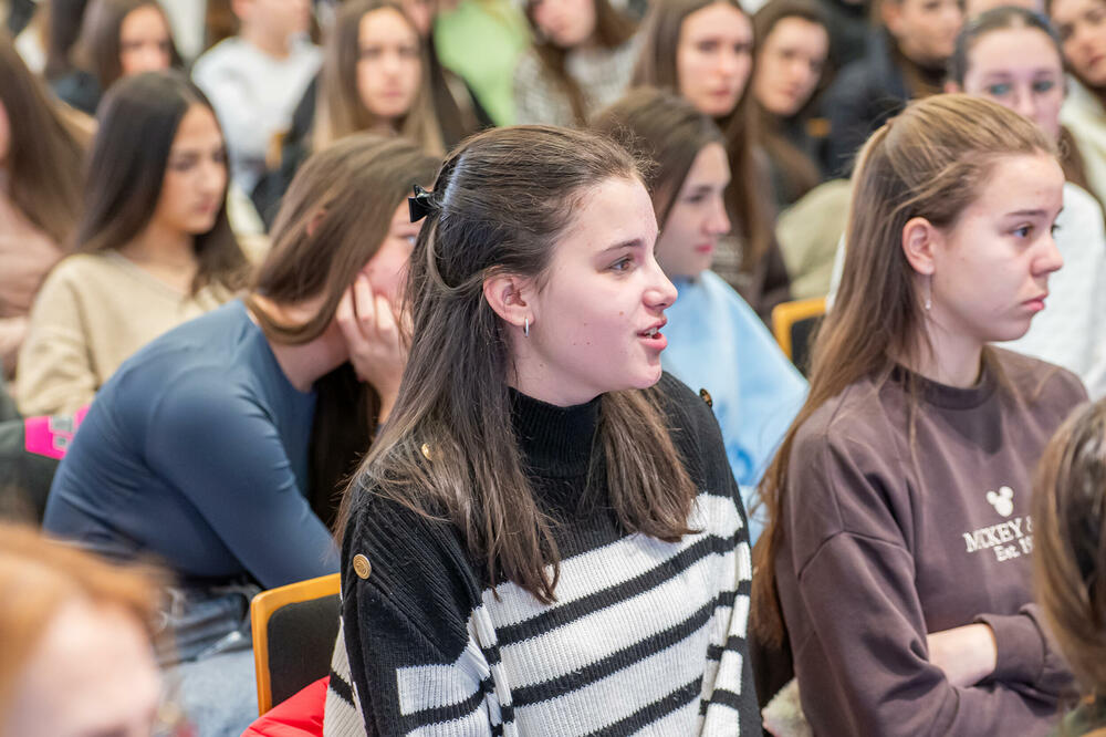 <p><em>One sa partnerima pokreće kampanju </em></p>