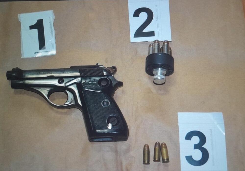 Pretresi u Danilovgradu i na Cetinju, oduzeto oružje i municija