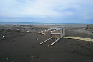 Alabaru ostala samo "Tropikana"