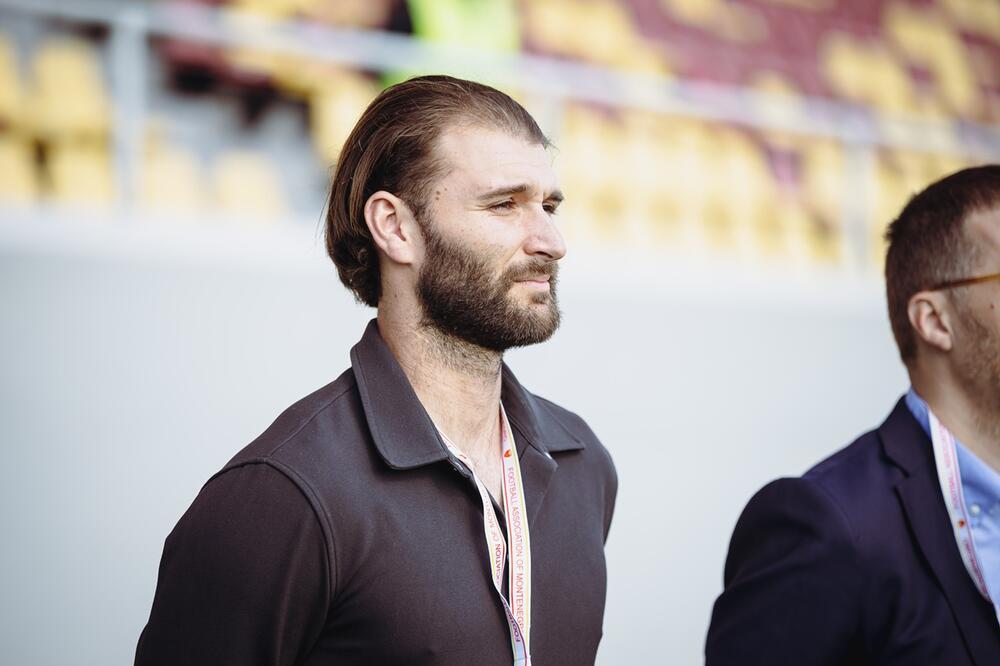 <p>Selekcije Crne Gore i Slovenije do 14 godina, ali i Totenhema, Intera, Aston Vile, Partizana, Vulverhemptona i Antverpena, uveličali su događaj</p>