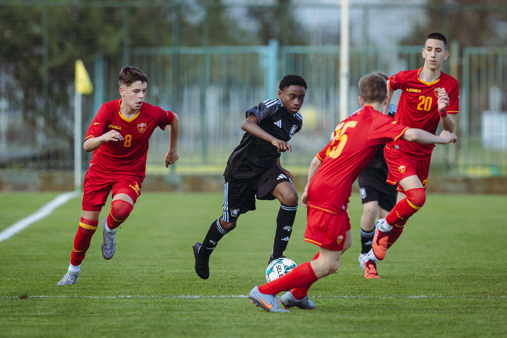 <p>Selekcije Crne Gore i Slovenije do 14 godina, ali i Totenhema, Intera, Aston Vile, Partizana, Vulverhemptona i Antverpena, uveličali su događaj</p>