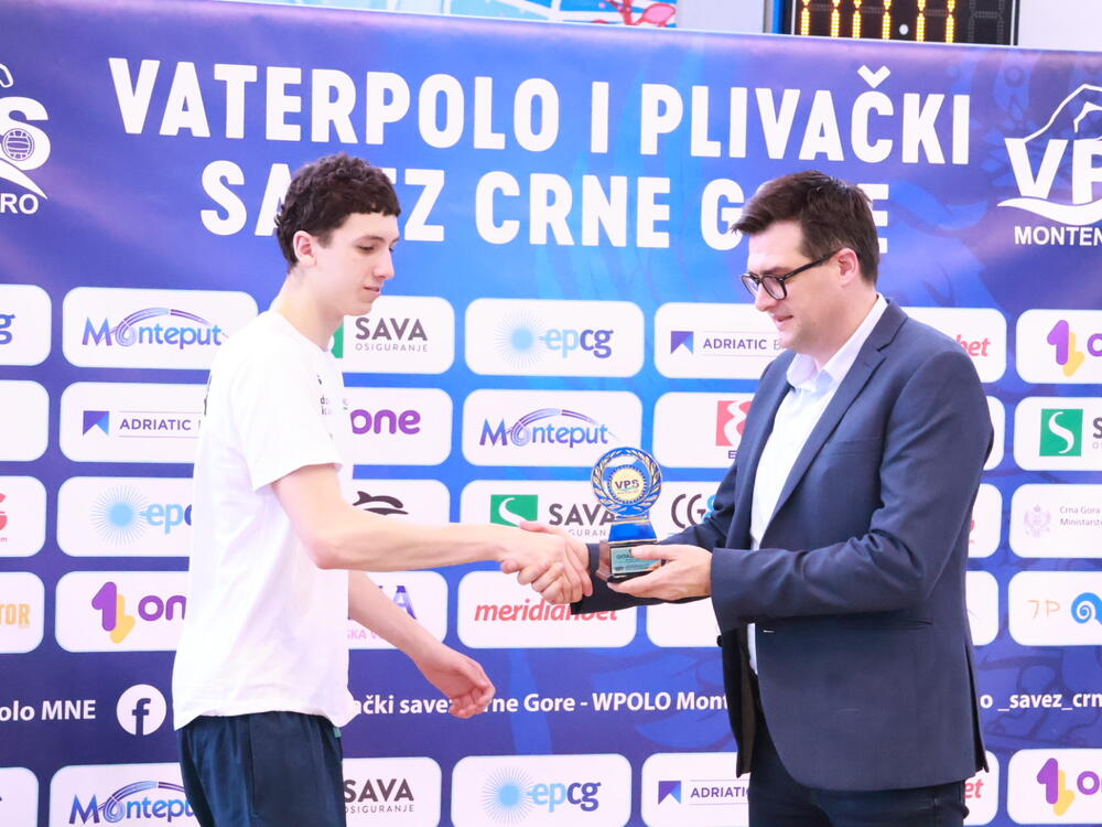 <p>Drugo mjesto pripalo je selekciji Italije, dok su bronzanu medalju osvojili vaterpolisti Hrvatske</p>