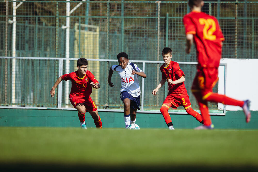 <p>Emotivno je bilo u minula dva dana na Kampu FSCG</p>