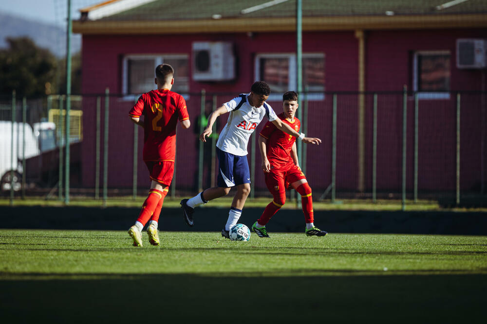 <p>Emotivno je bilo u minula dva dana na Kampu FSCG</p>