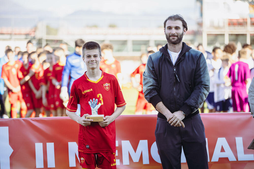 <p>Emotivno je bilo u minula dva dana na Kampu FSCG</p>