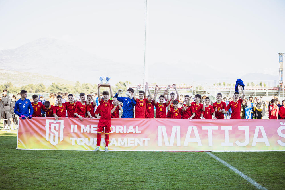 <p>Emotivno je bilo u minula dva dana na Kampu FSCG</p>