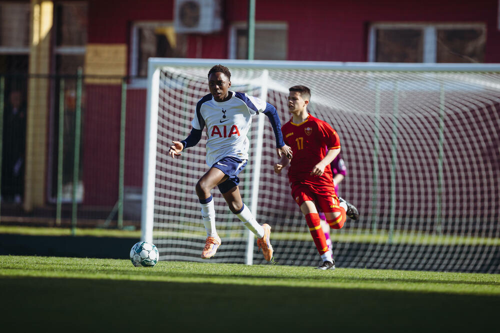 <p>Emotivno je bilo u minula dva dana na Kampu FSCG</p>