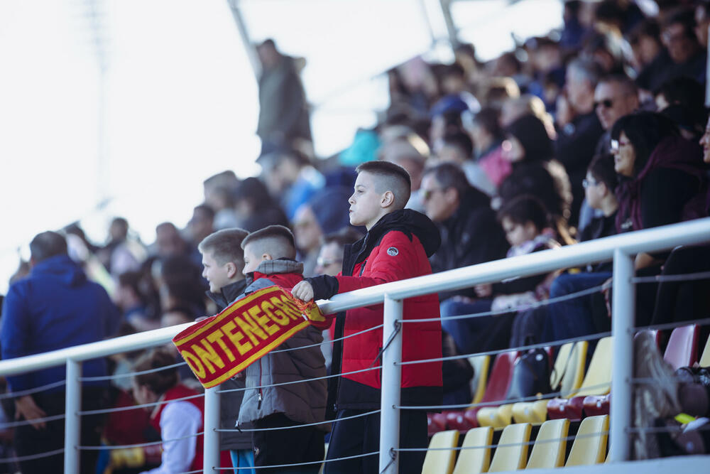 <p>Emotivno je bilo u minula dva dana na Kampu FSCG</p>