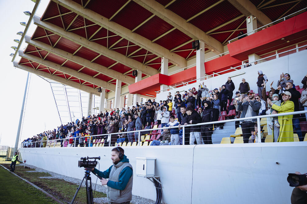 <p>Emotivno je bilo u minula dva dana na Kampu FSCG</p>