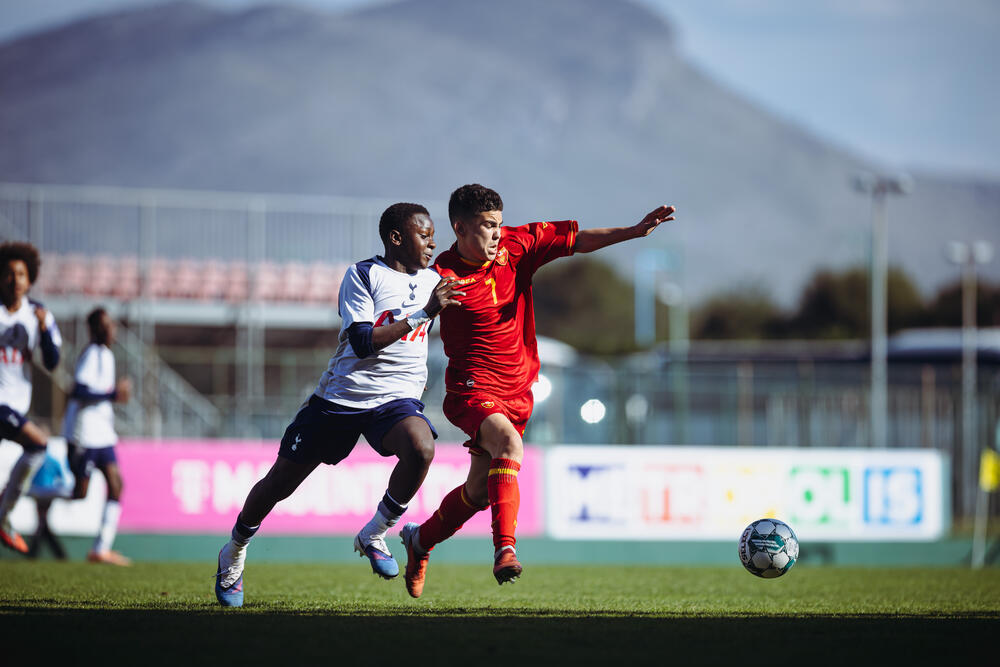 <p>Emotivno je bilo u minula dva dana na Kampu FSCG</p>