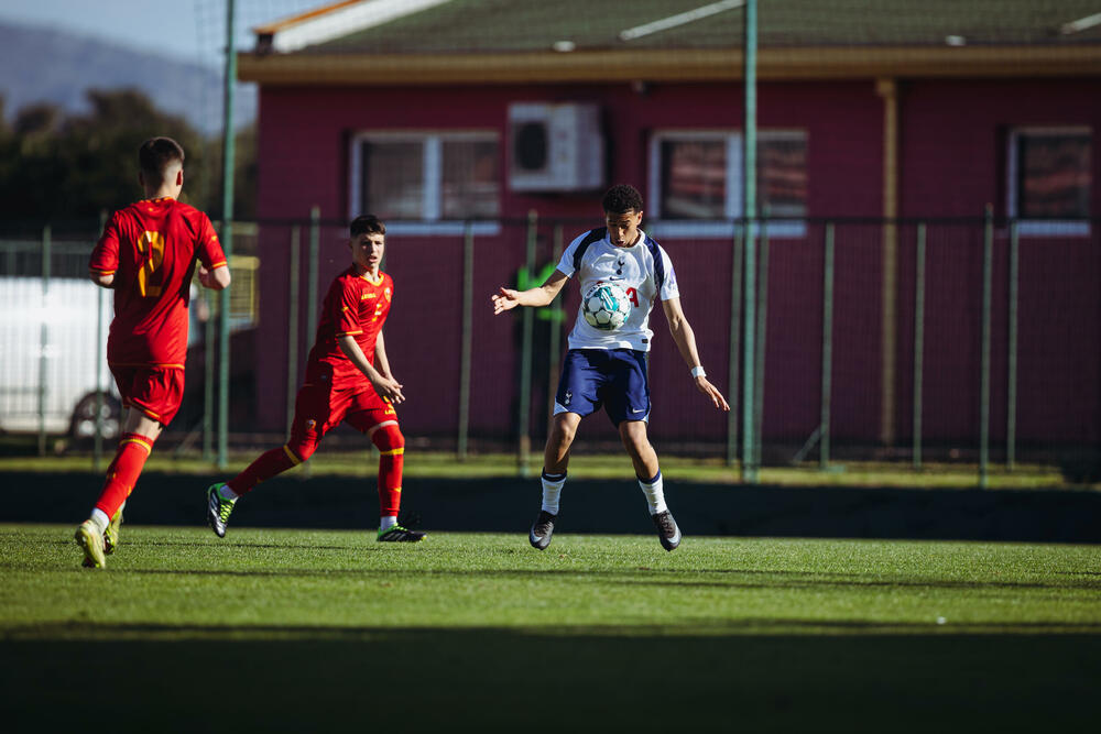 <p>Emotivno je bilo u minula dva dana na Kampu FSCG</p>