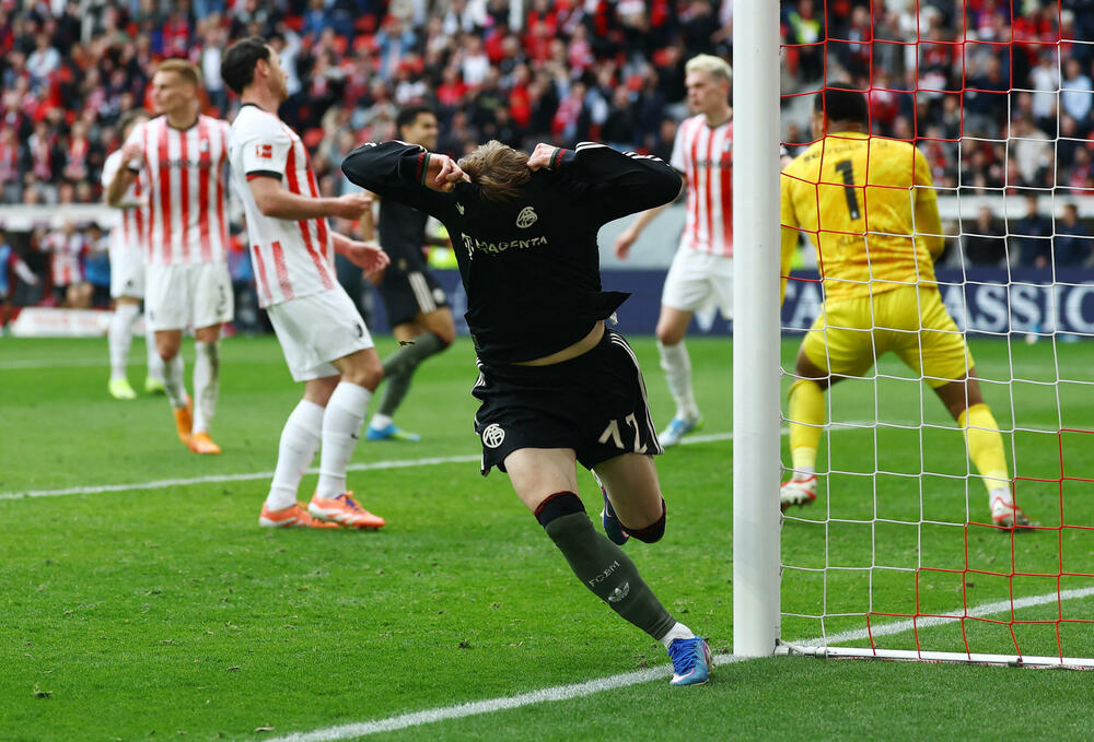 Tinejdžer "iščupao" pobjedu za Bajern, Bajer sa četiri gola u...