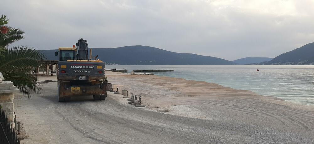 „Prihranjivanjem” plaža do „pustinje” pod morem