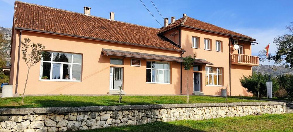 Tužilačko zadržavanje direktoru OŠ "Vojin Popović", osumnjičen da...