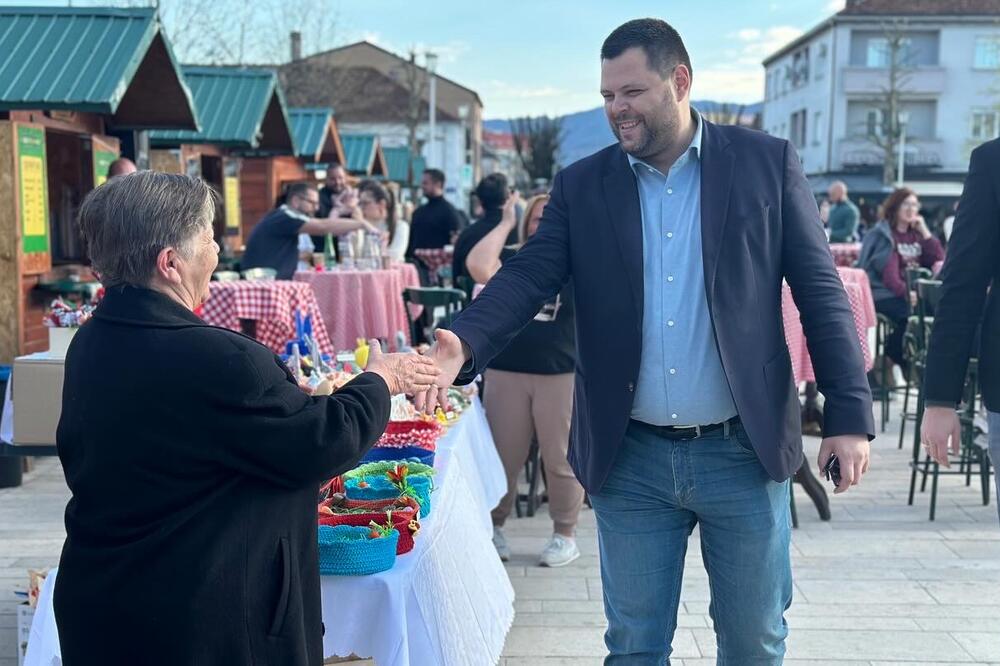 Kovačević na Bazaru, Foto: Opština Nikšić