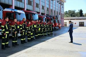 Mujović: Ovu požarnu sezonu dočekujemo brojčano jači, 15 novih...
