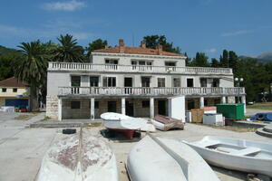 Opština Budva preuzeće zgradu Jugoslovenskog rječnog brodarstva:...