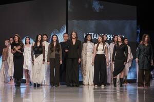 Drugo veče Fashion Weeka: Vjenčanice, toalete, ležerne haljine i...