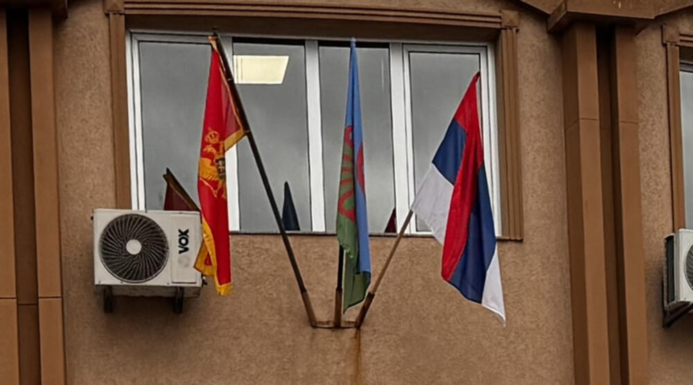 Opština Pljevlja obilježila Međunarodni dan Roma isticanjem romske...