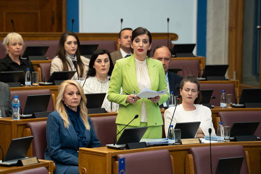 Jakšić Stojanović: Slučaj nastavnice Obradović se provjerava, u...