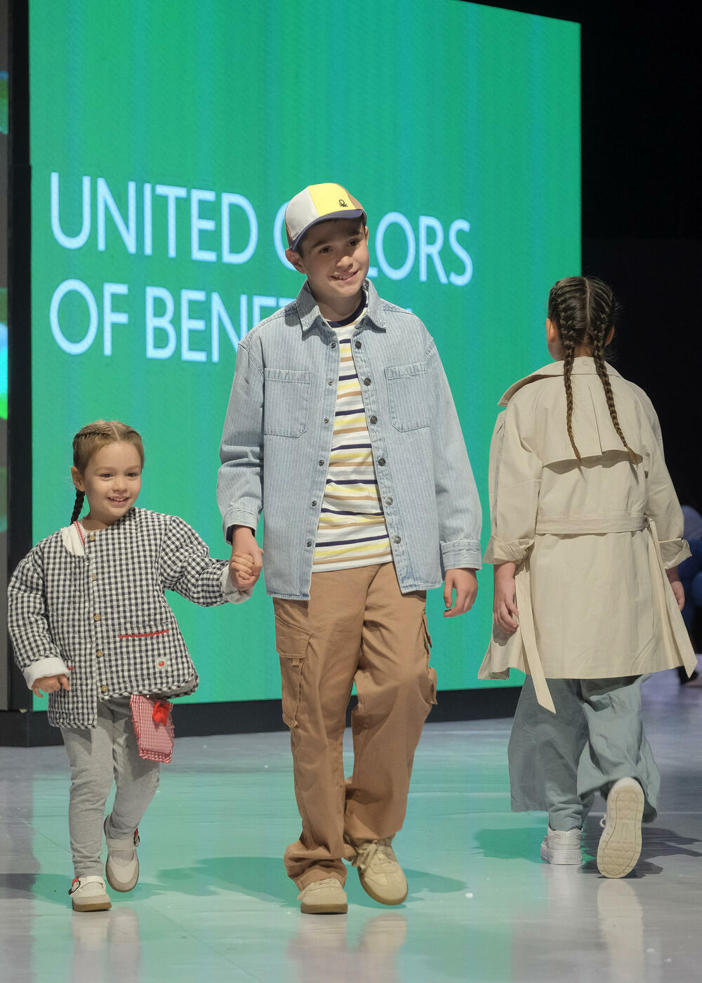 <p>Publici su predstavljene kolekcije ukrajinske dizajnerke Vitaline Smitko - Vitalina for Kids, kao i modeli srpske dizajnerke Vedrane Milanović - Atelje Luccino</p>