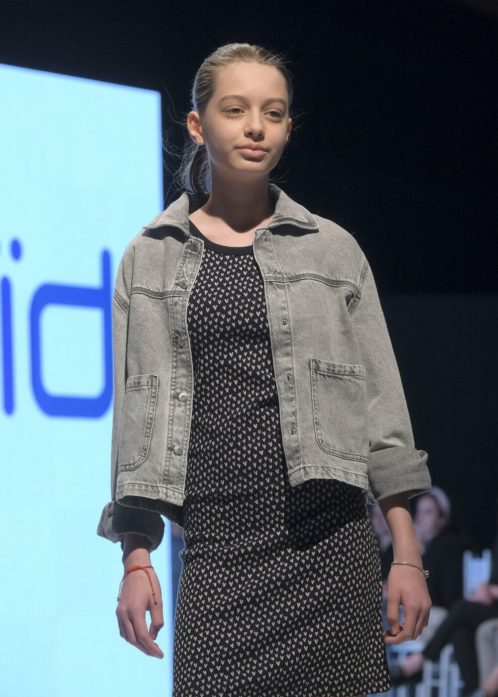 <p>Publici su predstavljene kolekcije ukrajinske dizajnerke Vitaline Smitko - Vitalina for Kids, kao i modeli srpske dizajnerke Vedrane Milanović - Atelje Luccino</p>