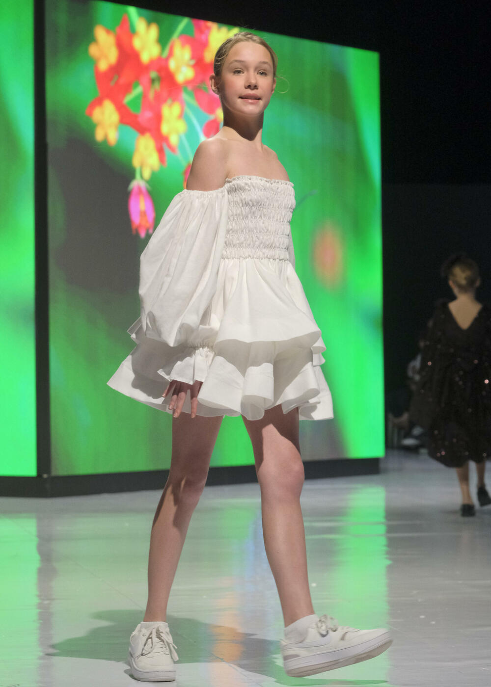 <p>Publici su predstavljene kolekcije ukrajinske dizajnerke Vitaline Smitko - Vitalina for Kids, kao i modeli srpske dizajnerke Vedrane Milanović - Atelje Luccino</p>