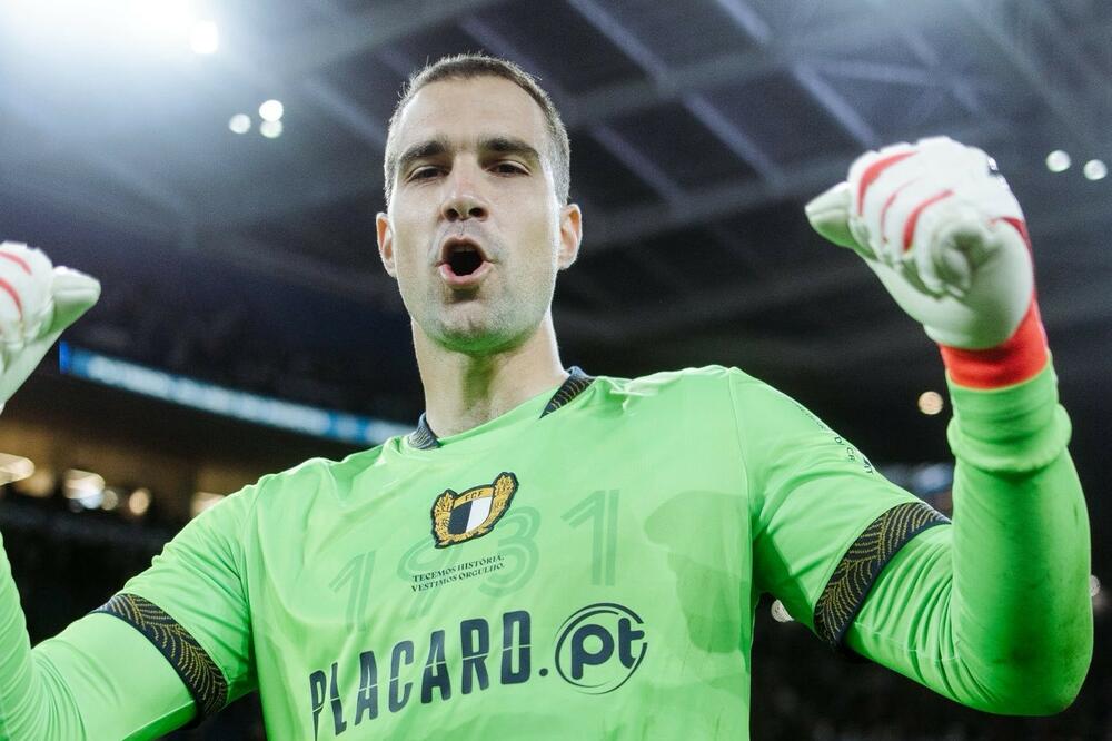 Carević nakon nedavnog remija sa Portom na "Do Dragaou", Foto: FC Famalicao/X