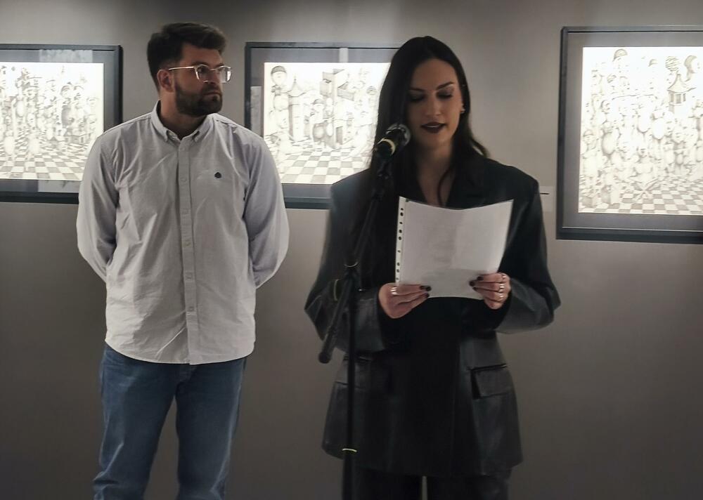 Superego u masi koja briše individualizam