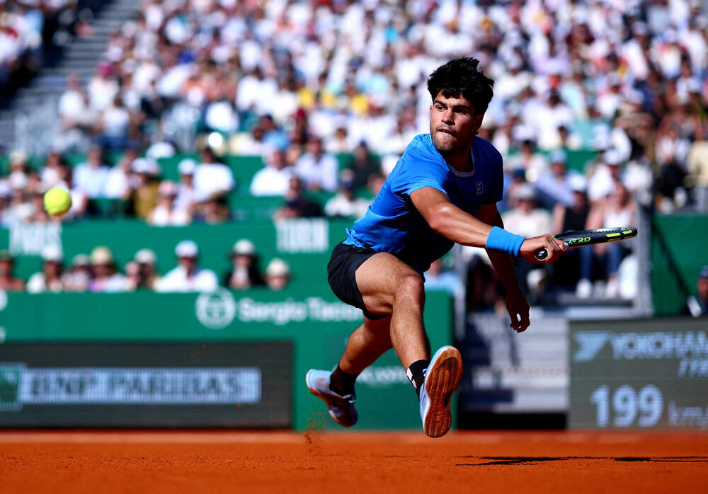 Alkaras izgubio set, ali izborio četvrtfinale Monte Karla