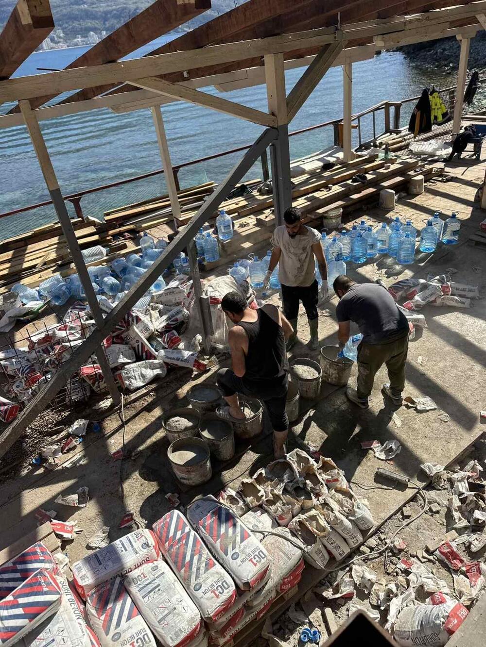 Strani investitor uprkos zabrani gradi na Svetom Nikoli: Mještani...