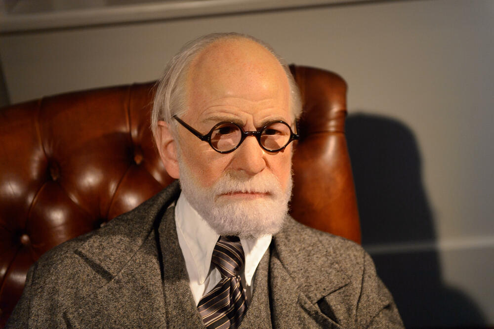 Voštana figura Frojda