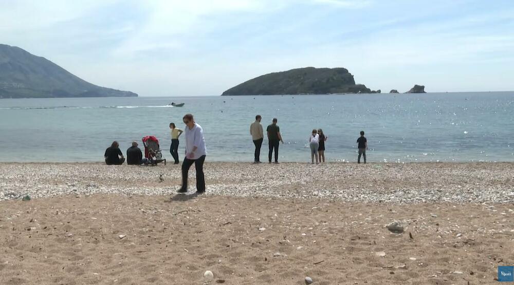 Počela predsezona na Budvanskoj rivijeri: Jedni hvale ponudu,...