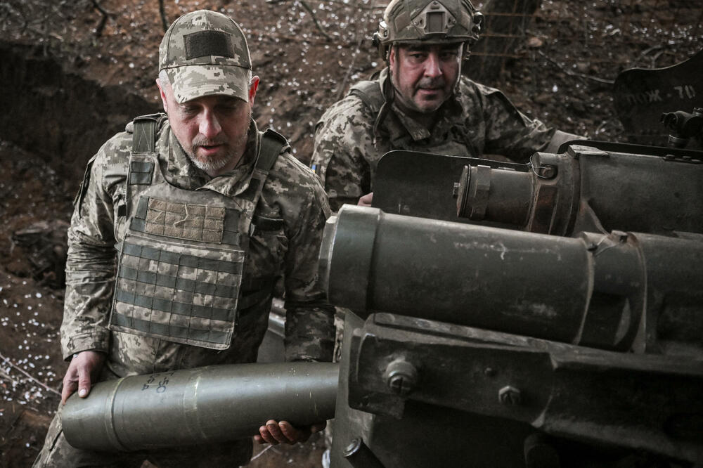 Ukrajinski vojnici na frontu, Foto: REUTERS