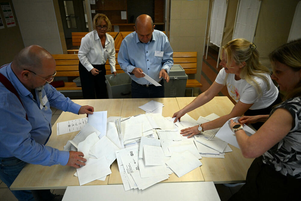 Počelo brojanje glasova