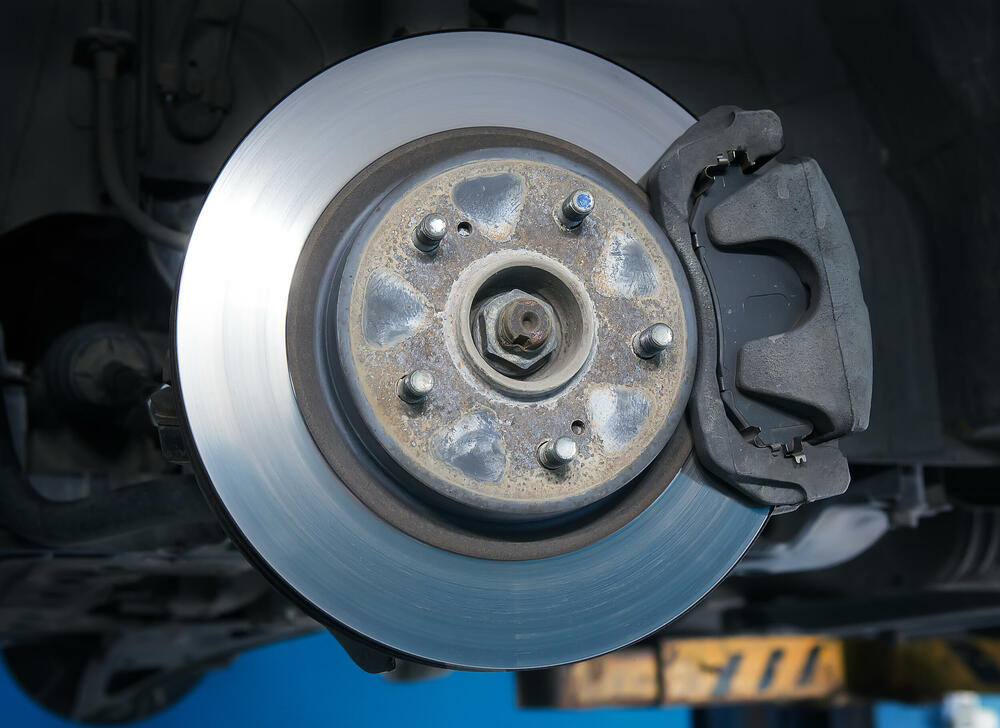 Šta je važno da znate ukoliko je neophodno naglo kočenje?