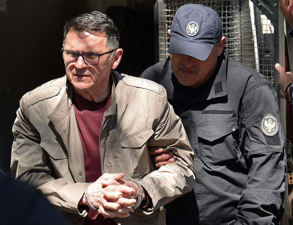 "General" postrojio još nekoliko vojnika: Nova istraga zbog šverca...